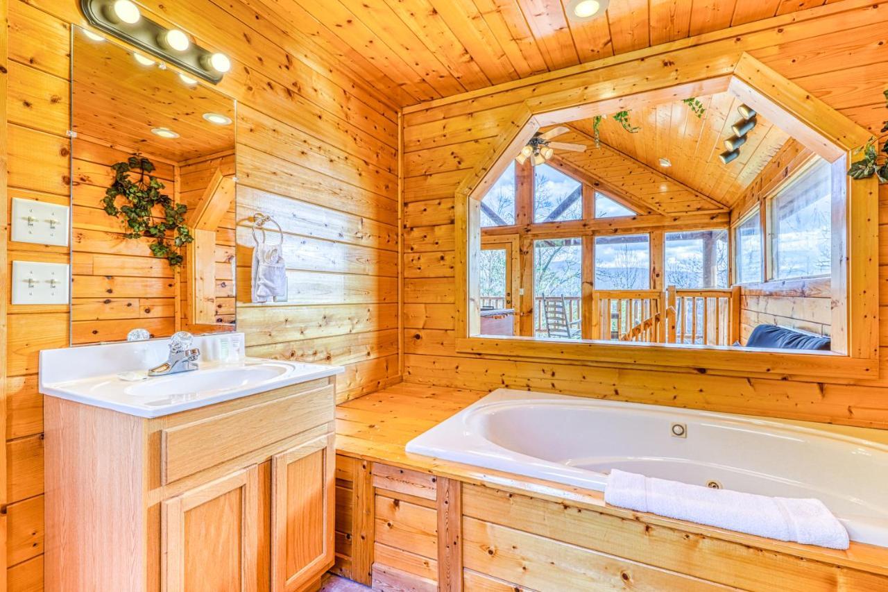 Villa Just The Two Of Us à Pigeon Forge Extérieur photo