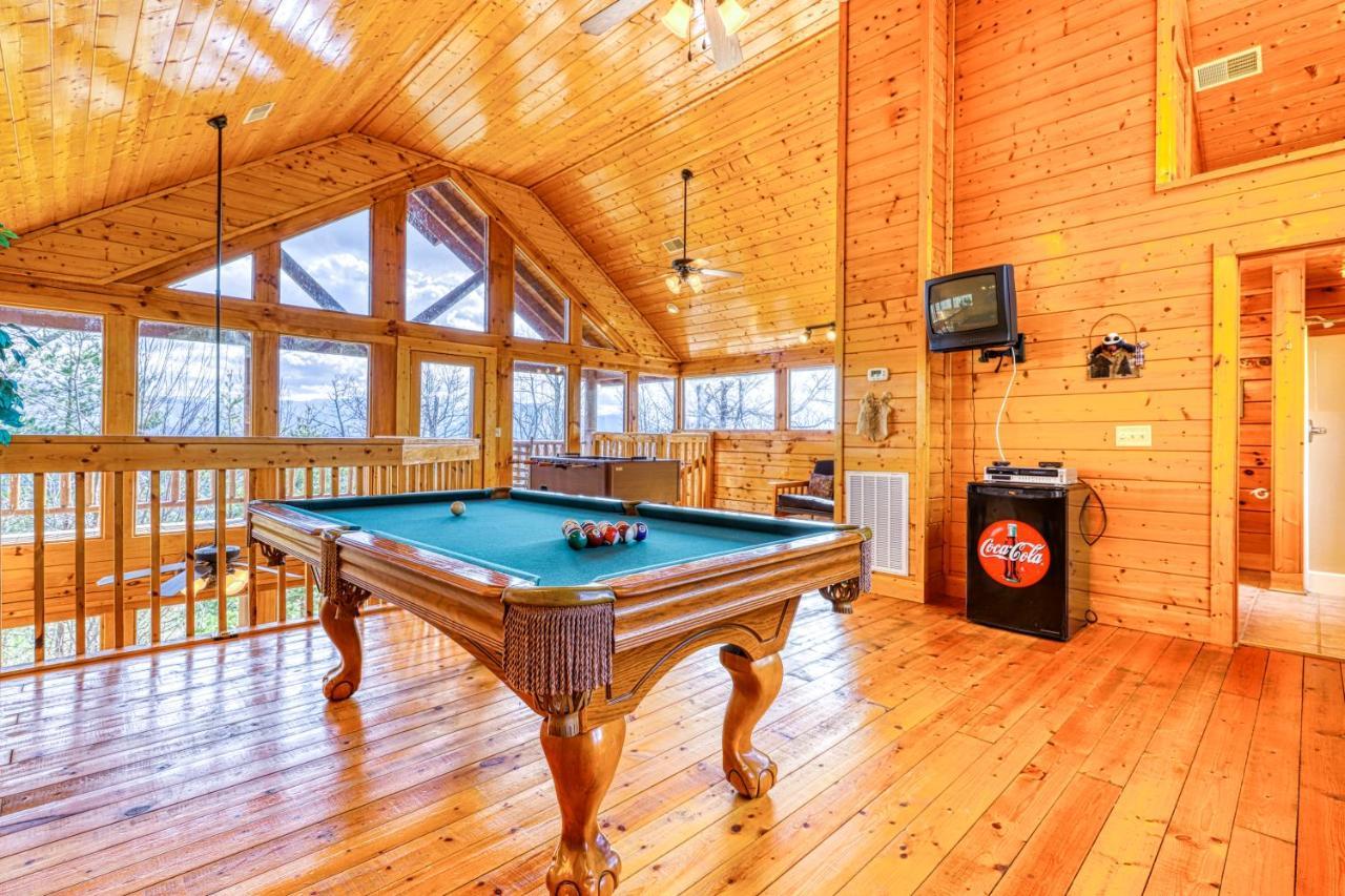 Villa Just The Two Of Us à Pigeon Forge Extérieur photo